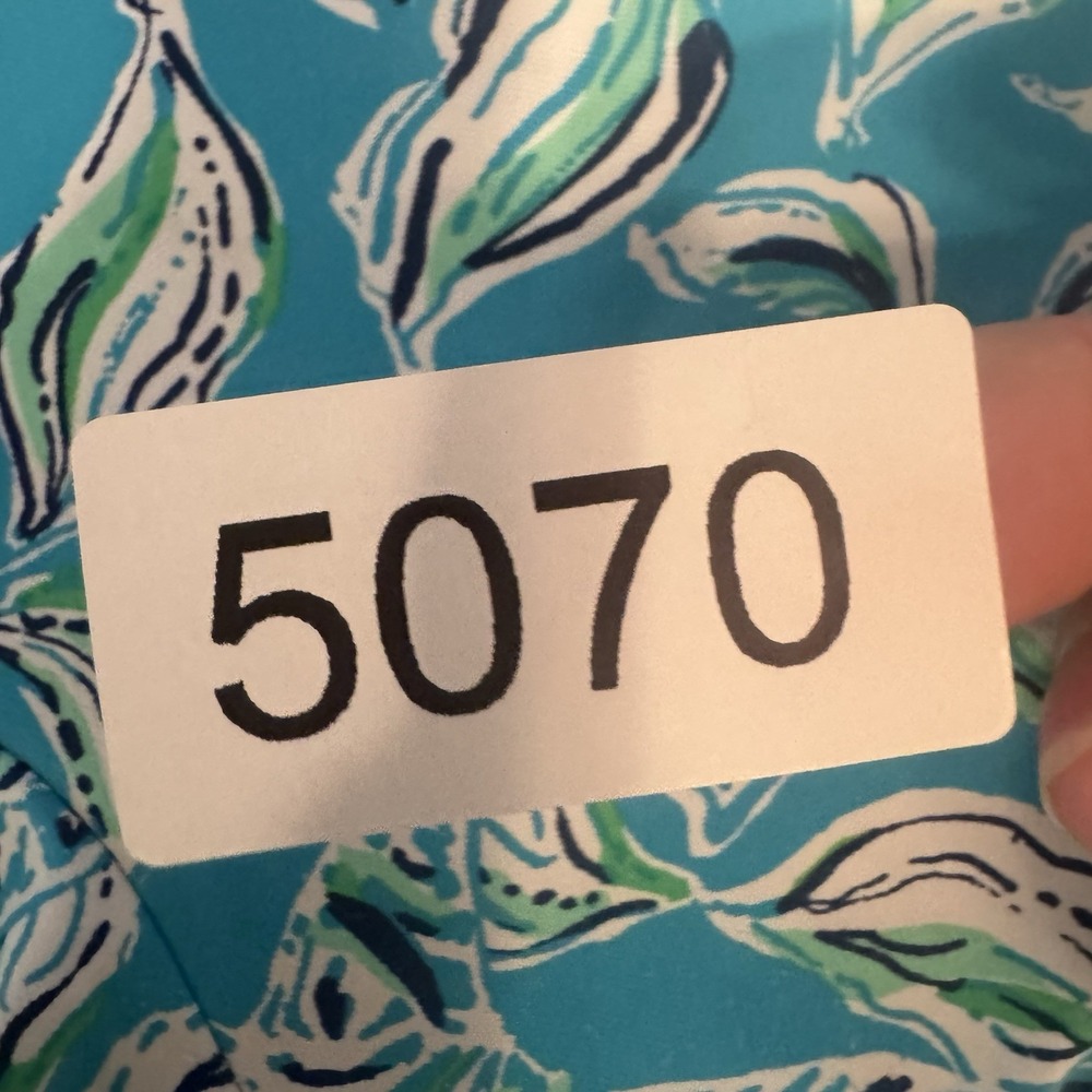 Lilly Pulitzer Nadine Shirtdress Women Sz L Blue Green Floral Animal Split Neck - Picture 7 of 7